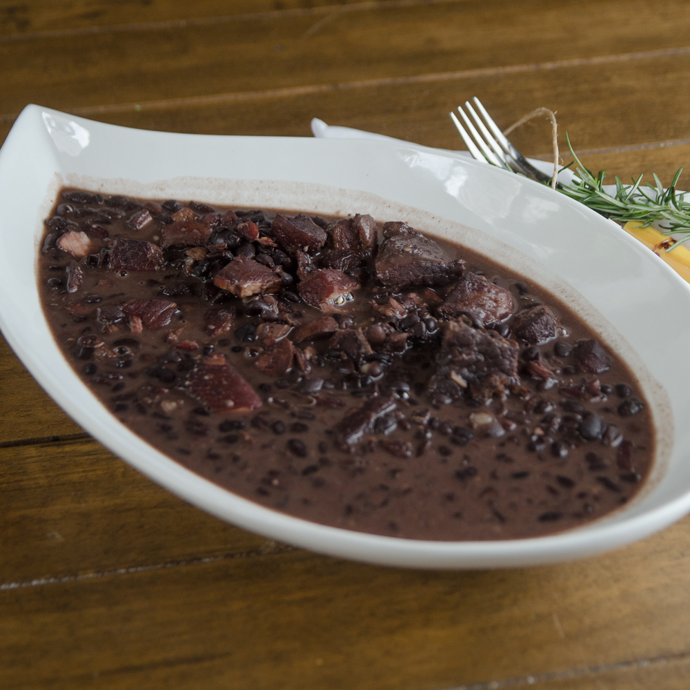 FEIJOADA COMPLETA