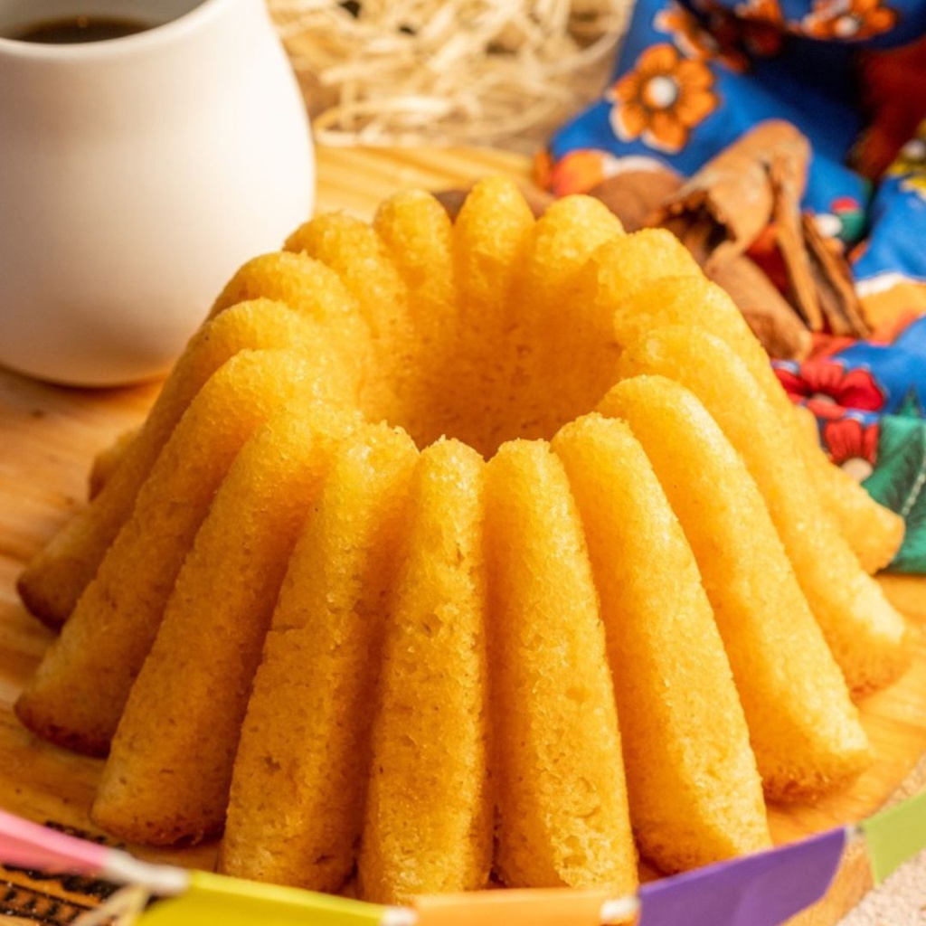 BOLO DE MEXERICA COM CACHAÇA